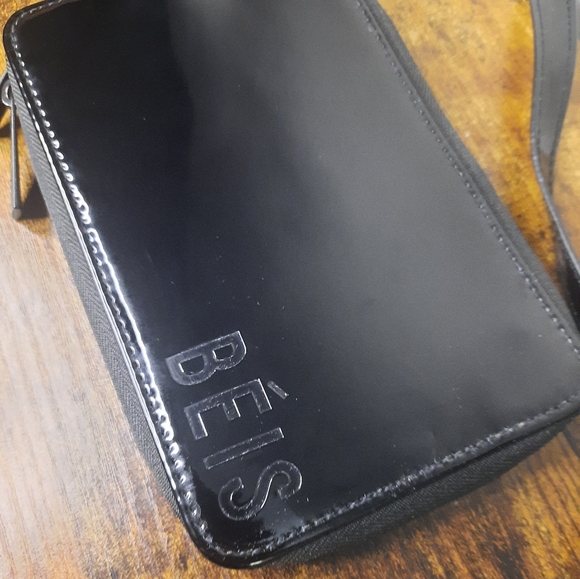 BEIS The Travel Wallet - Picture 6 of 14